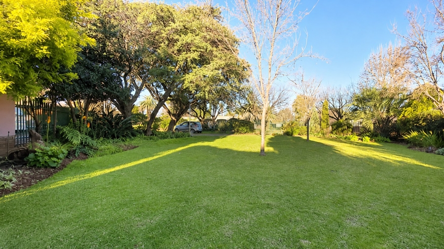 4 Bedroom Property for Sale in Flamwood North West